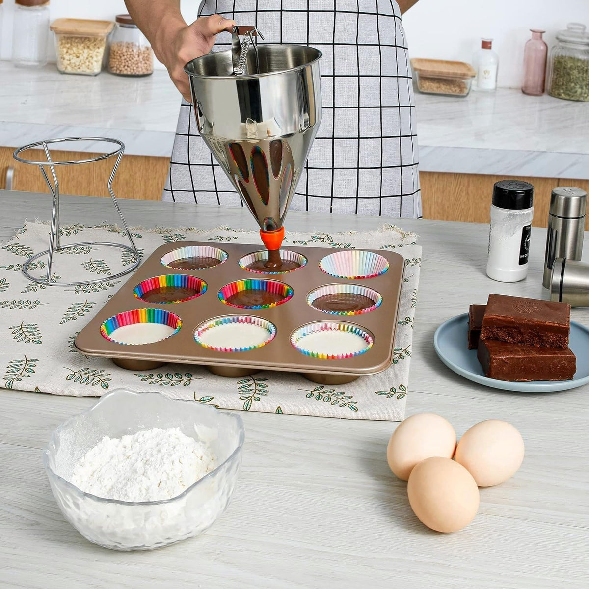 40 OZ Multi-Functional Pancake Batter Dispenser, Multi-Caliber Stainless Steel Funnel Cake Dispenser with Stand Great for Pancakes,Cupcakes,Chocolate Balls and Baked Goods (1200ml)