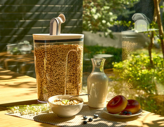Felli Cereal Container Storage Airtight Holds 32 oz Family Size Breakfast Box with Flip Top Lid, Stackable Acrylic Dry Food Dispenser, Protein Granola Oats Grains, Crunch Keeper (Large 4.1Qt - 2pk)