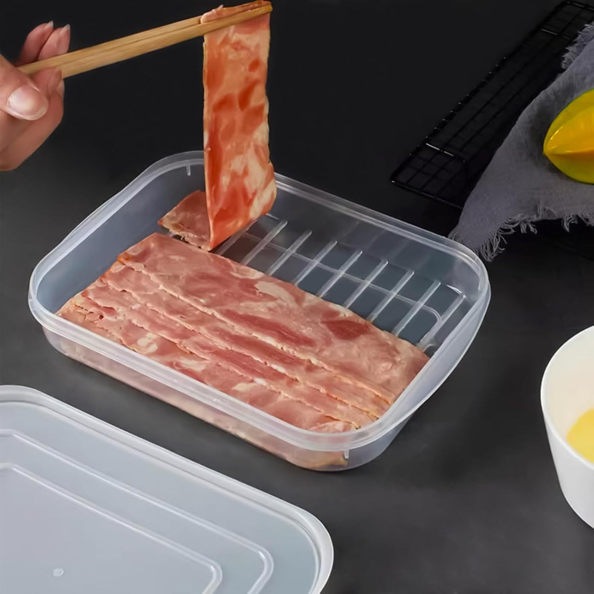 10.6in Bacon Container for Refrigerator Airtight, Stackable Deli Meal Prep Containers with Lid, Bacon Keeper Holder Saver Box, Plastic Cold Cuts Storage Container Freezer Fridge (1 Piece)