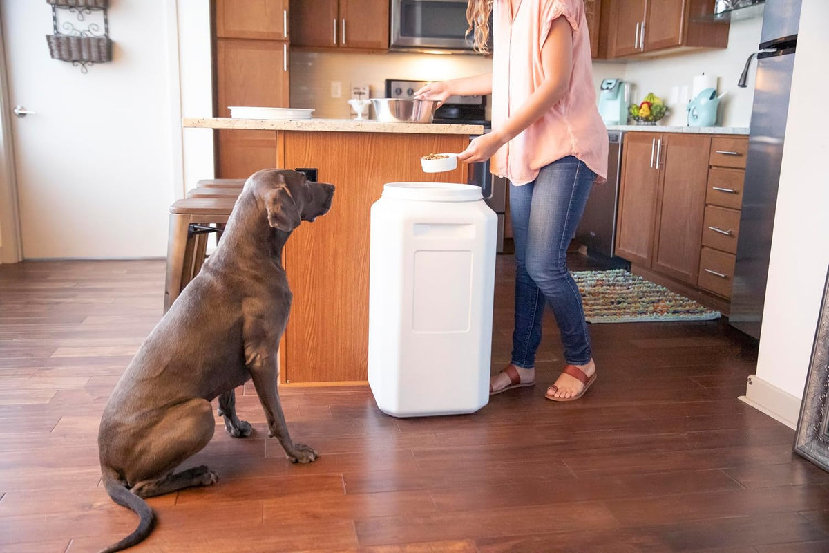 Vittles Vault Airtight Stackable Pet Food Storage Container Up to 60lbs