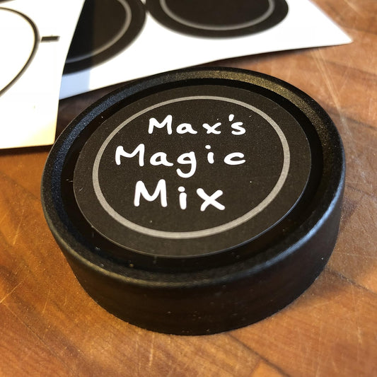 Ultimate Spice Label Set 525 Preprinted Water Resistant Round Spice Jar Labels Set 1.5" with Extra Fine White Paint Pen(Modern Black)