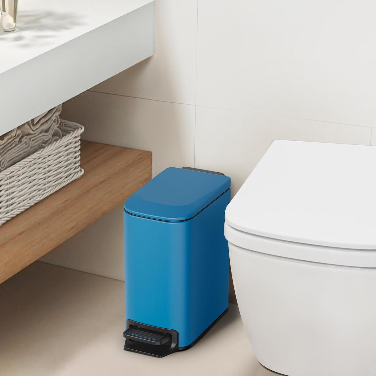 Small Bathroom Trash Can with Lid, 1.6 Gal, Soft Close, Matte Black
