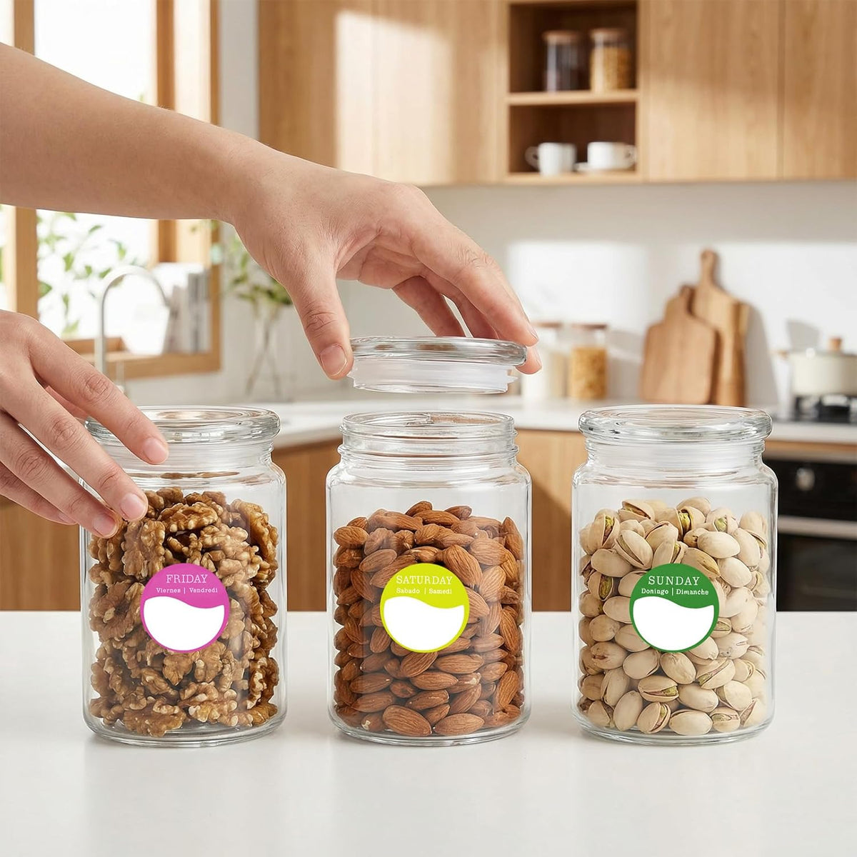 7000PCS Day of The Week Stickers Removable Day Dots Food Labels (Monday-Sunday) Self Adhesive Weekly Date Labels for for Food Container Kitchen Freezer Restaurant Expiration Date Supplies
