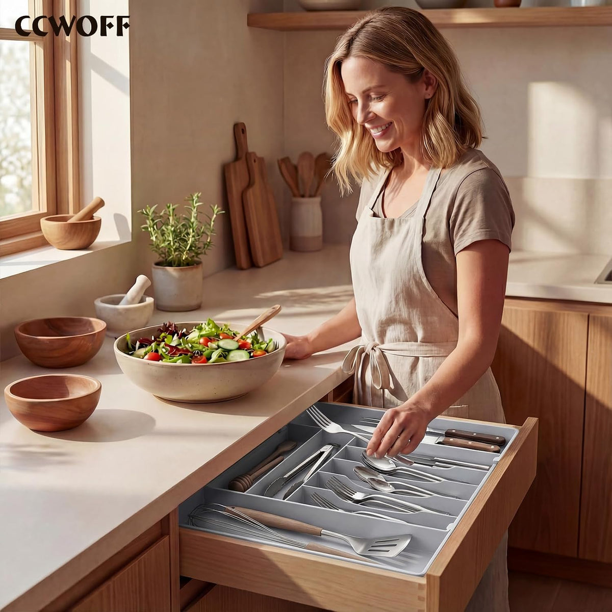 Silverware Drawer Organizer, 9 Slots Expandable Kitchen Drawer Organizer
