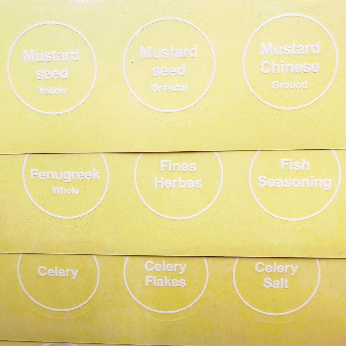 Spice Labels, 432Pcs Spice Labels Stickers 1.4in Waterproof Adhesive Round Preprinted Spice with Blank Label Black Tear Resistant Sticker for Kitchen Jars Caps Food Containers Spice Organizers