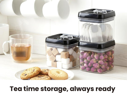 Felli Flip Tite Storage Container with Built-In Spoon & Airtight Lid 5” Large-M Ring Flip Top, Stackable Acrylic Canister for Sugar Flour Powder, Kitchen Pantry Organizer (1.8qt), 2 spoons