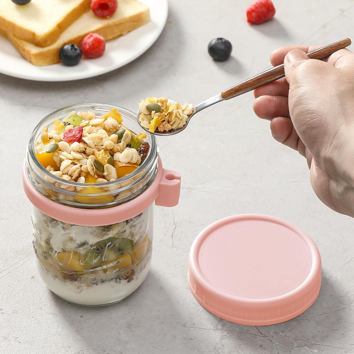 4 Pack Overnight Oats Containers with Lids and Spoons, 16 oz Glass Mason Jars with Airtight Lids, Overnight Oats Jars for Milk, Cereal, Fruit