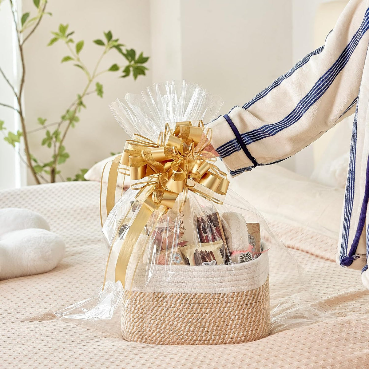R RUNKA Small Cotton Rope Basket – Storage Bin for Organizing (10.6" x 6.7" x 6.7"), Bathroom Storage Basket for Shelf, Counter & Closet（Beige）