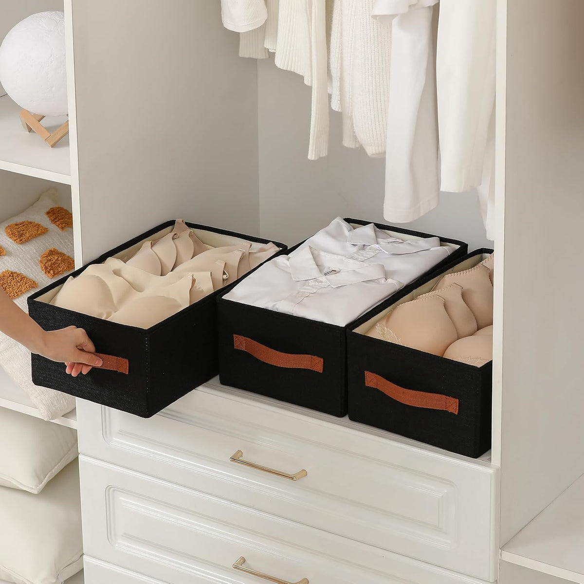 Linen Folding Storage Bins, 3 Pack Large Storage Baskets, Washable, Clothing Storage Bins with Handle, Closet Organizer for Storage Sweater,Sheets(Beige, 18½"x11 x8½)