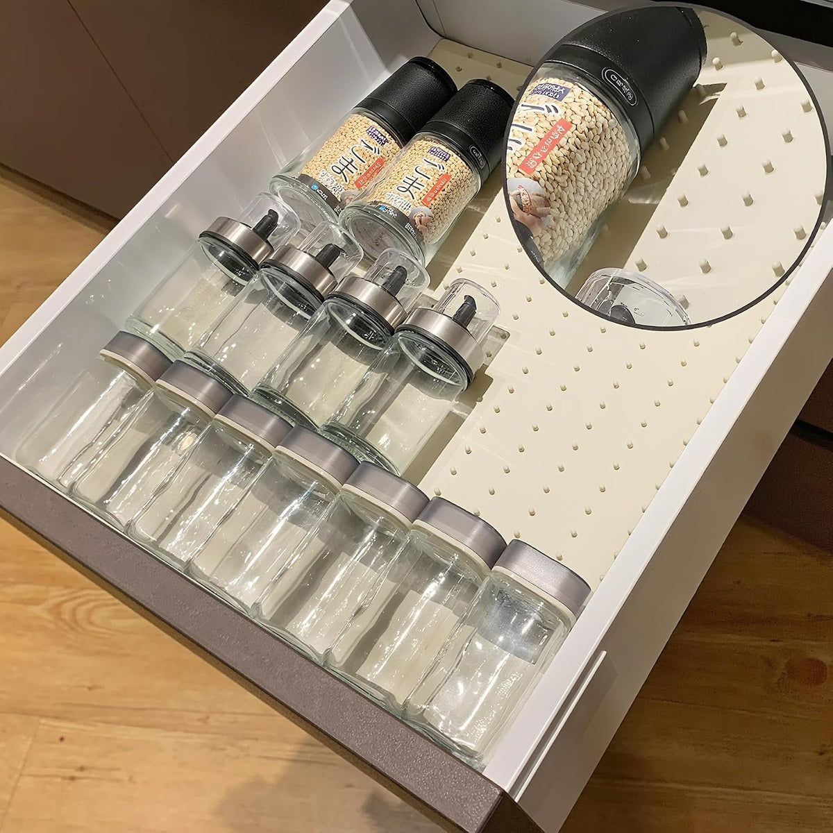Gosmol Spice Drawer Organizer insert, Adjustable & Non-Slip Silicone Spice Drawer Liner, in Drawer Spice Organizer for Seasoning Jars and Spices Bottles -Grey