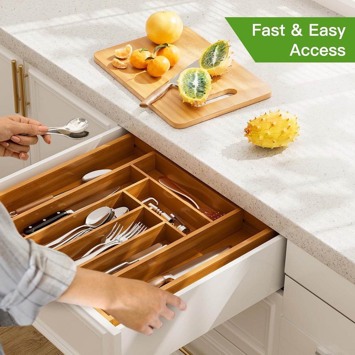 Bamboo Expandable Silverware Drawer Organizer, Adjustable Kitchen Utensil Tray for Forks, Spoons and Knives, Wood Storage Cutlery Holder for Bedroom and Living Room