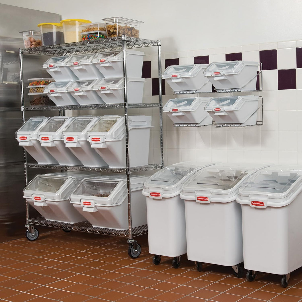 Rubbermaid Commercial Products ProSave Shelf Food Ingredient Bin with Scoop 40-Cup White Kitchen Food Storage Sugar/Grains/Rice/Baking Supplies