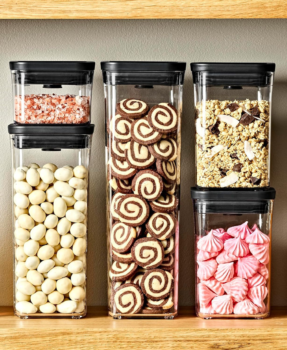 OXO Good Grips POP Container - Airtight Food Storage - Small Square Tall 2.3 Qt Ideal for spaghetti, linguini and lasagna