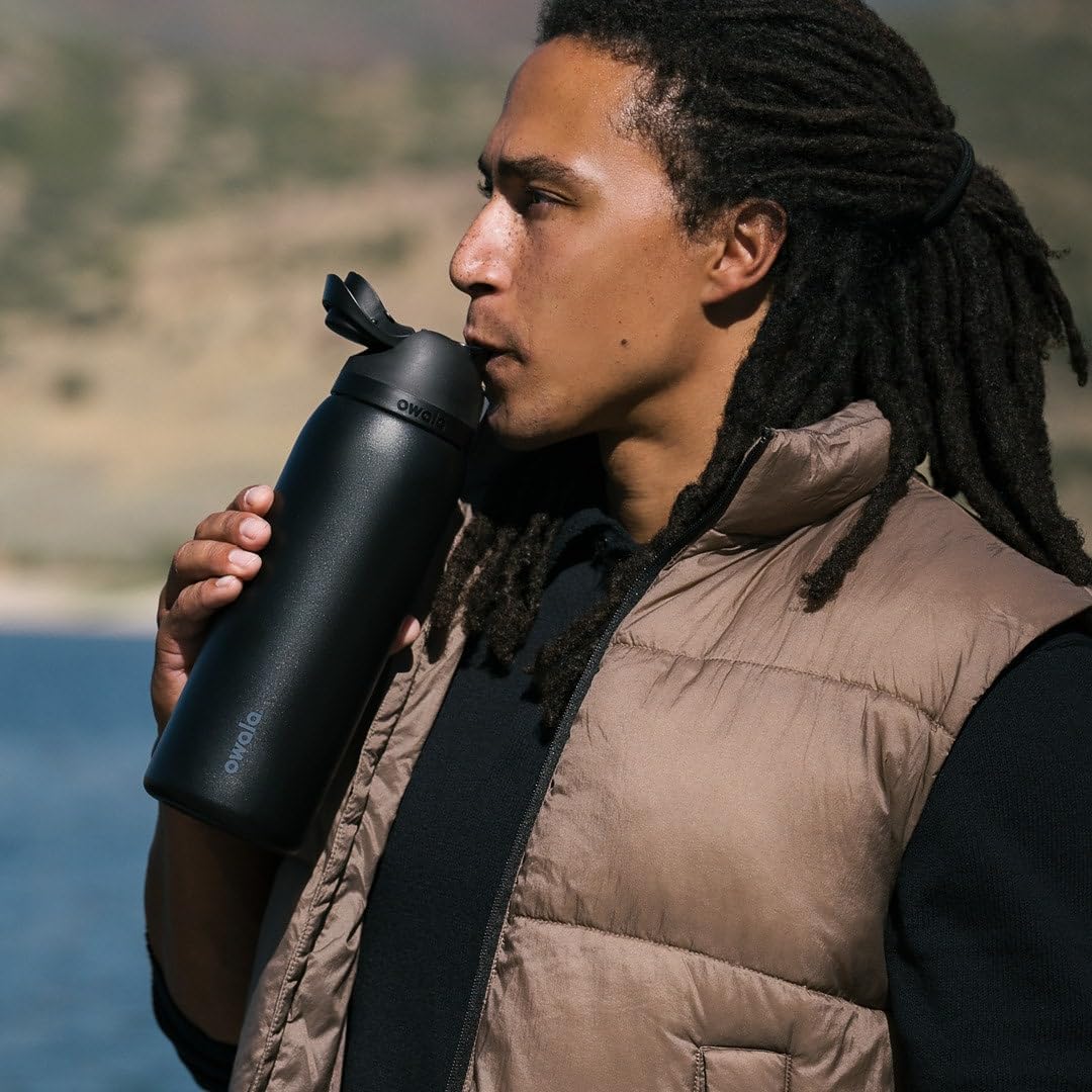 FreeSip Insulated Stainless Steel Water Bottle with Straw for Sports and Travel, BPA-Free, 32oz, Foggy Tide - Colors A