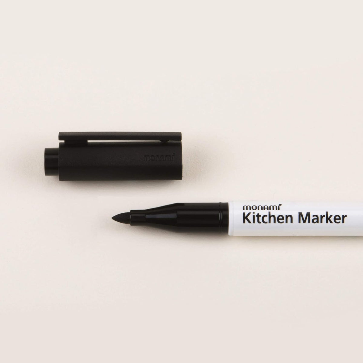 Kitchen Marker 420, Fine Tip (1.2mm), Permanent Marker for Plastic Freezer Bags, Food Storage Containers, Ziploc, Erasable with Dish Detergent, Black, 1pc