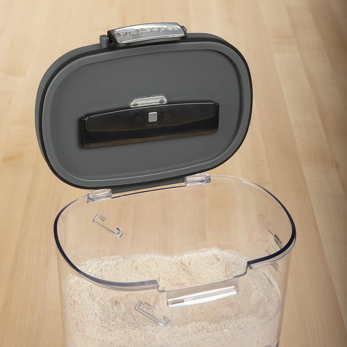 ProKeeper+ Clear Plastic Airtight Food Baker's Kitchen Storage Organization Container Canister Set with Magnetic Accessories (Flour 4-Quart)