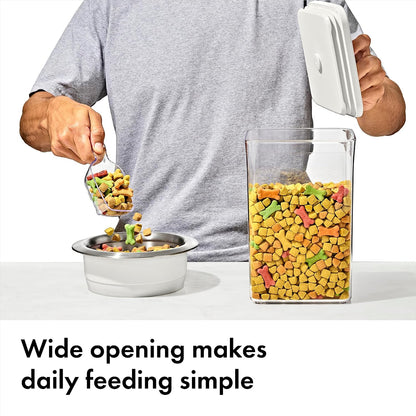 Good Grips Pet POP Container – 6.0 Qt/5.7 L with Half Scoop, Ideal for up to 6.5lbs of Dog Food or 4.5lbs of Cat Food, Airtight Dog and Cat Food Storage Container, BPA Free, Clear