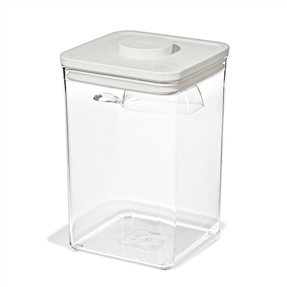 Good Grips Pet POP Container – 6.0 Qt/5.7 L with Half Scoop, Ideal for up to 6.5lbs of Dog Food or 4.5lbs of Cat Food, Airtight Dog and Cat Food Storage Container, BPA Free, Clear