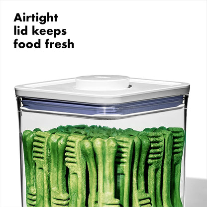 Good Grips Pet POP Container – 6.0 Qt/5.7 L with Half Scoop, Ideal for up to 6.5lbs of Dog Food or 4.5lbs of Cat Food, Airtight Dog and Cat Food Storage Container, BPA Free, Clear
