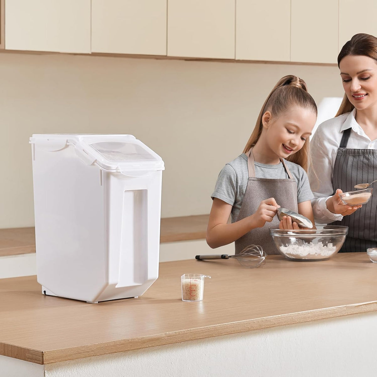 Rice Storage Container, 3.5Gal/15Lx2 + 4.5Gal/20Lx2 Large Dog Food Dispenser Bin, Kitchen Ingredient Grain Cereal Bin, Pet food Containers with Wheels, 4 Measuring Cups, Airtight Lid, 4 Pack