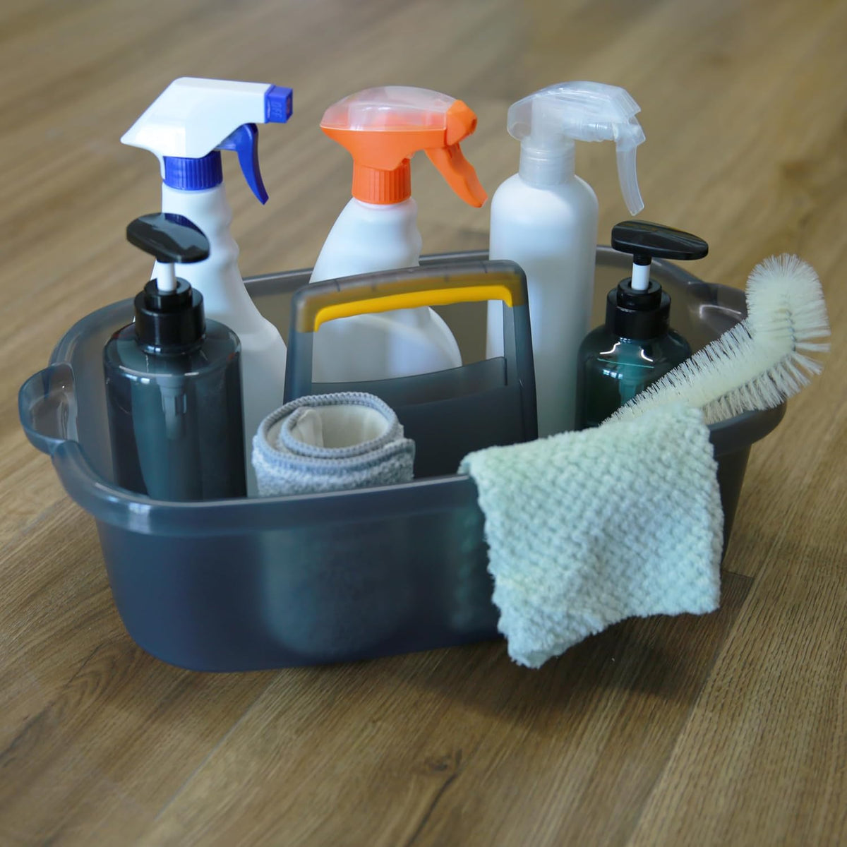 Multi-Purpose Plastic Cleaning Caddy with Handle, Shower Caddy Organizer/Storage Basket/Totes Portable for Bathroom Supplies, Cleaning Products, Under Sink Tool, Housekeepers (White)
