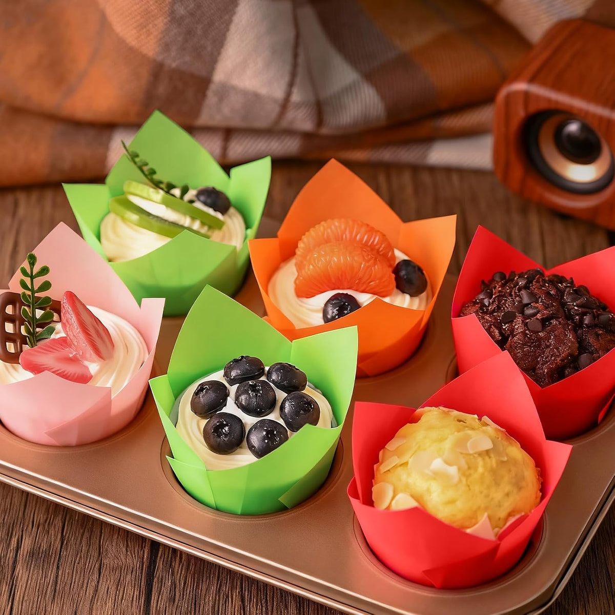 120 Counts Natural Tulip Cupcake Liners for Baking Cups, Food Grade Parchment Paper Muffin Liners Holders, Standard Tulip Cupcake Liners, Greaseproof Cup Cake Wrappers for Party, Christmas
