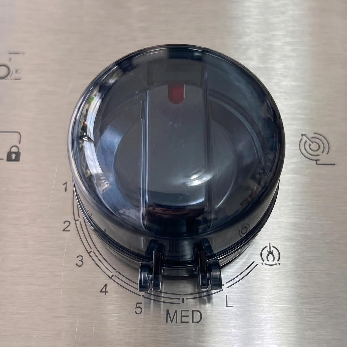 Stove Knob Safety Covers, V-0 Flame Retardant, 5 Covers & 1 Lock