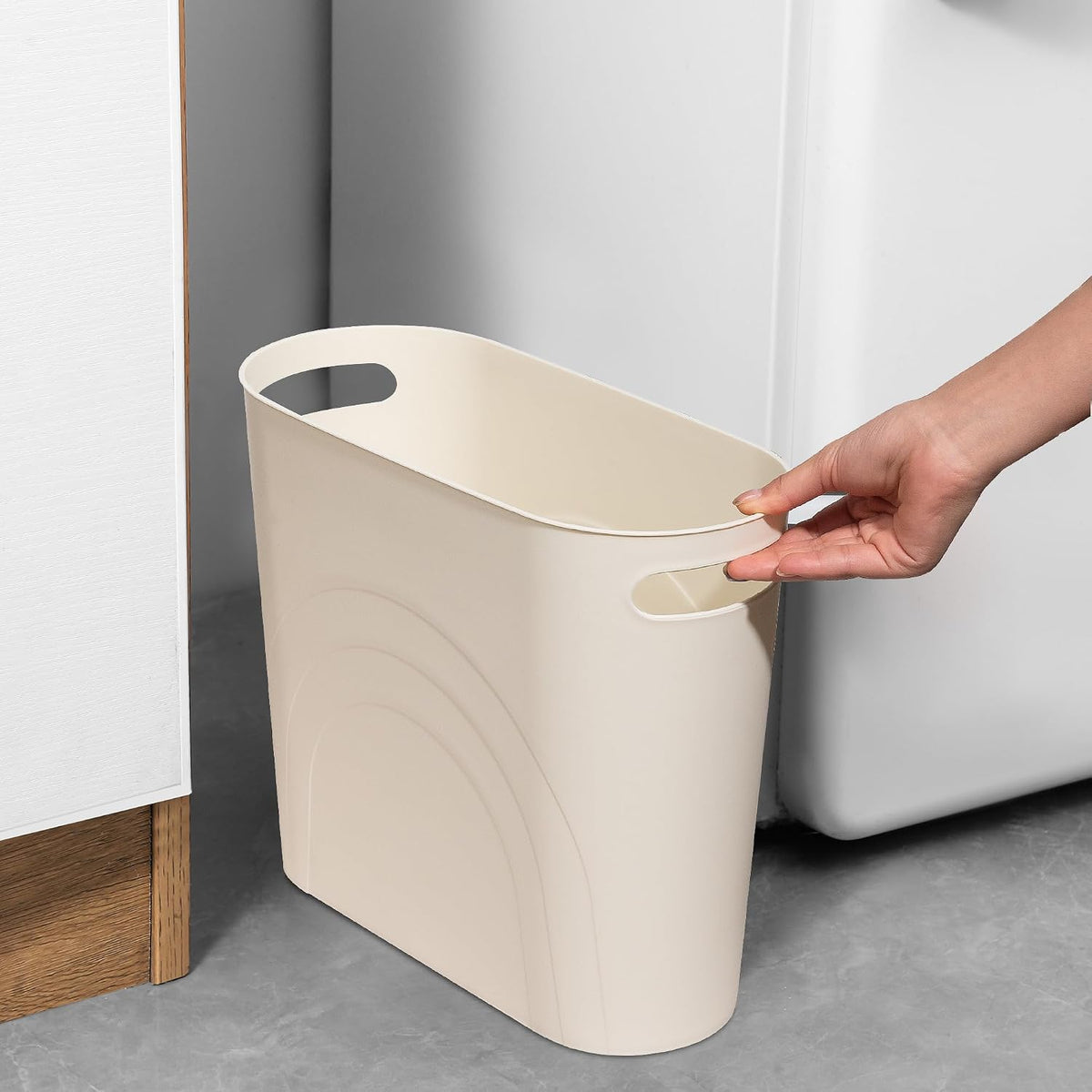 Small Trash Can, 3.5 Gallon Slim Garbage Can Plastic Waste Basket with Handles Container Bin for Narrow Spaces Bathroom, Bedroom, Kitchen, Office at Home, Black