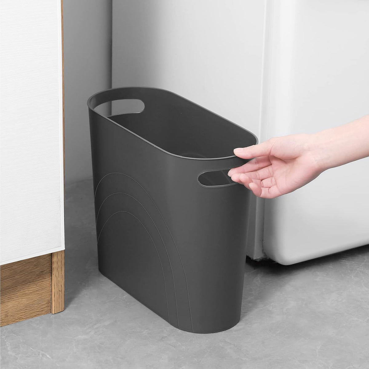 Small Trash Can, 3.5 Gallon Slim Garbage Can Plastic Waste Basket with Handles Container Bin for Narrow Spaces Bathroom, Bedroom, Kitchen, Office at Home, Black