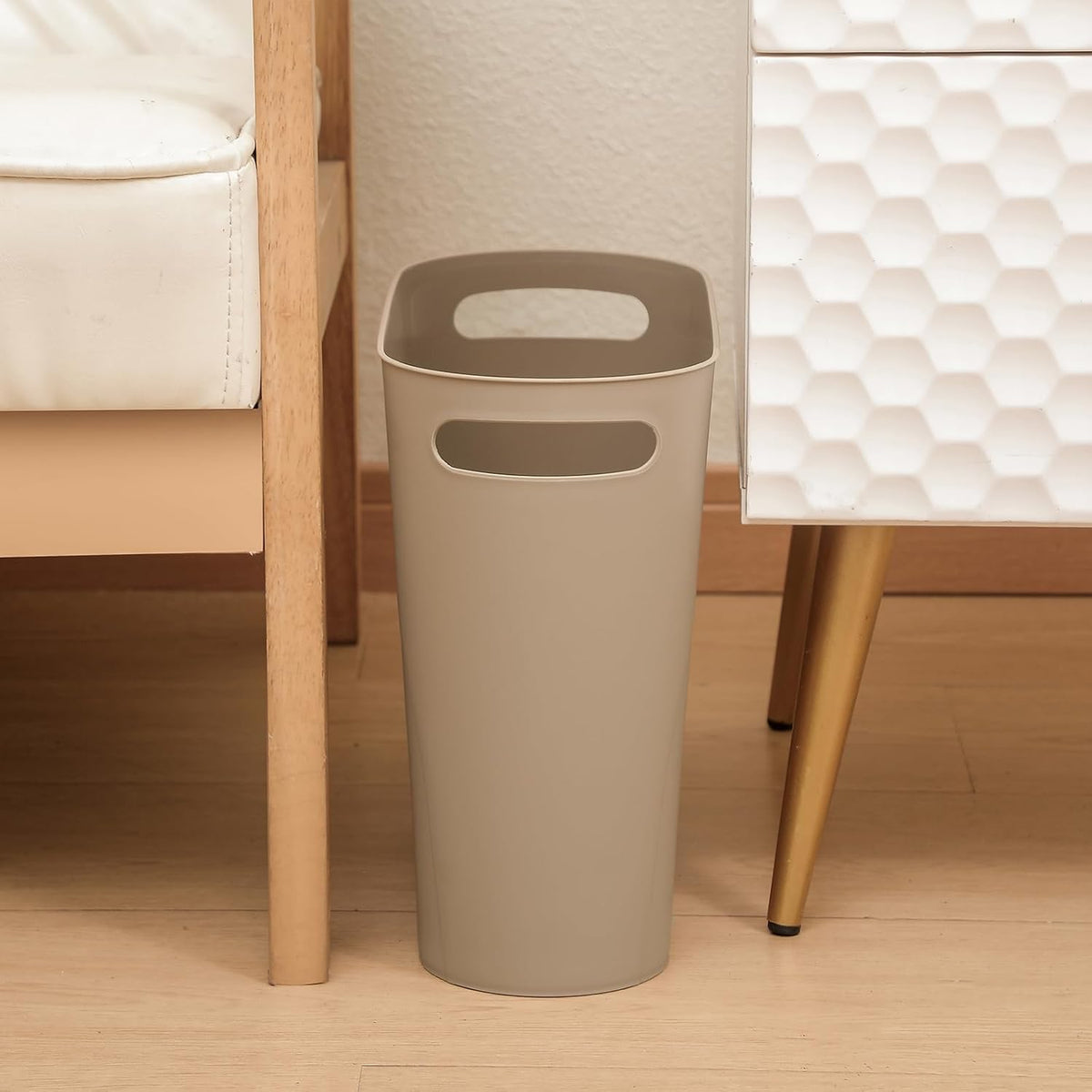 Small Trash Can, 3.5 Gallon Slim Garbage Can Plastic Waste Basket with Handles Container Bin for Narrow Spaces Bathroom, Bedroom, Kitchen, Office at Home, Black