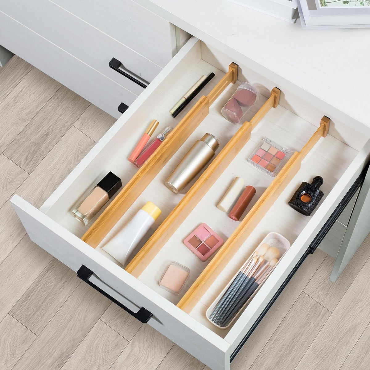 VaeFae Adjustable Bamboo Drawer Dividers, Expandable Drawer Organizer for Kitchen Utensils, Clothes, Bathroom, Office – Fits Drawer Interiors 16.6" to 21.8"
