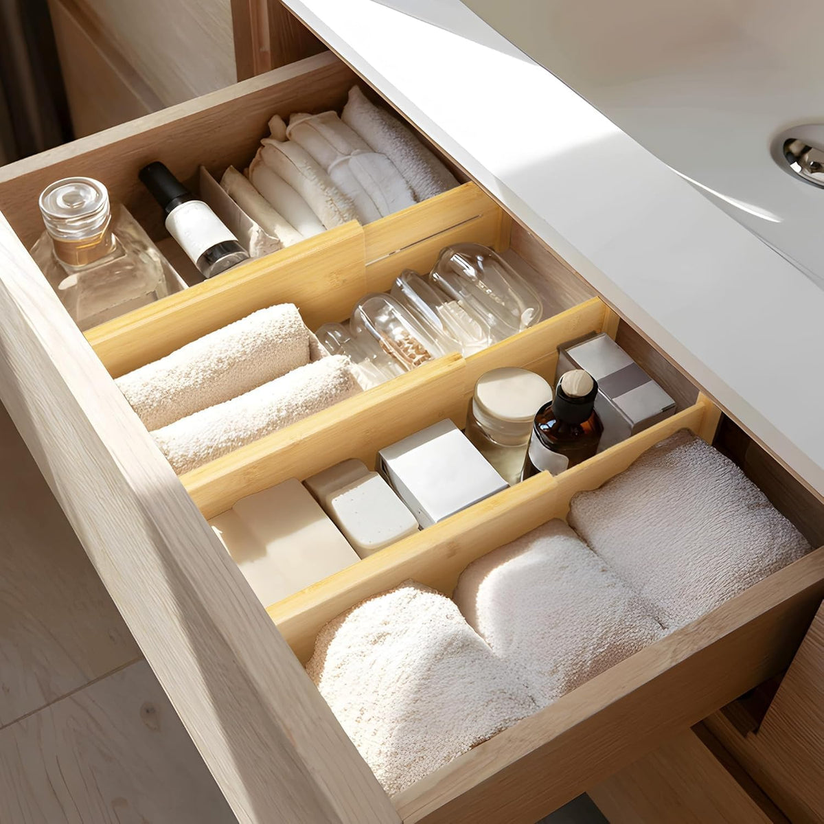 VaeFae Adjustable Bamboo Drawer Dividers, Expandable Drawer Organizer for Kitchen Utensils, Clothes, Bathroom, Office – Fits Drawer Interiors 16.6" to 21.8"