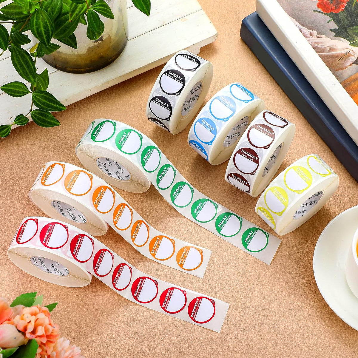 7000 Pcs Day of Week Label Food Label Monday Through Sunday Management Inventory Sticker Removable Weekly Self Adhesive Date Dot Sticker for Restaurant Kitchen Container (Square)