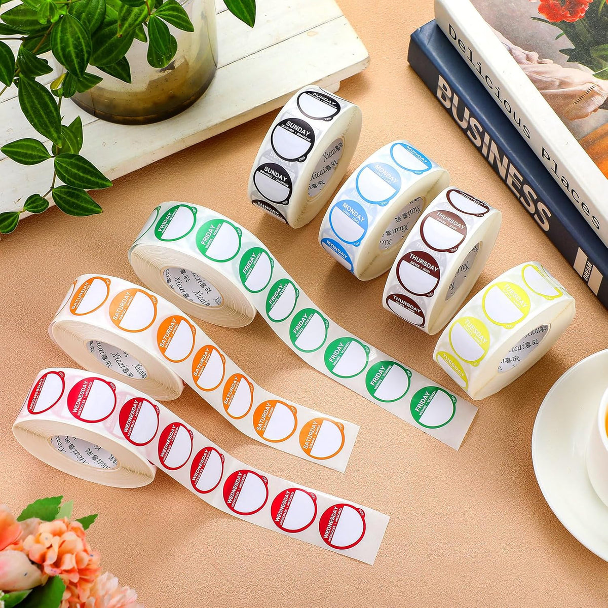 7000 Pcs Day of Week Label Food Label Monday Through Sunday Management Inventory Sticker Removable Weekly Self Adhesive Date Dot Sticker for Restaurant Kitchen Container (Square)