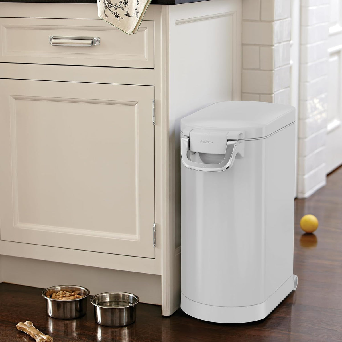 35 Liter, 40 lb / 18.1 kg X-Large Pet Food Storage Container for Dog Food, Cat Food, and Bird Feed, Brushed Stainless Steel