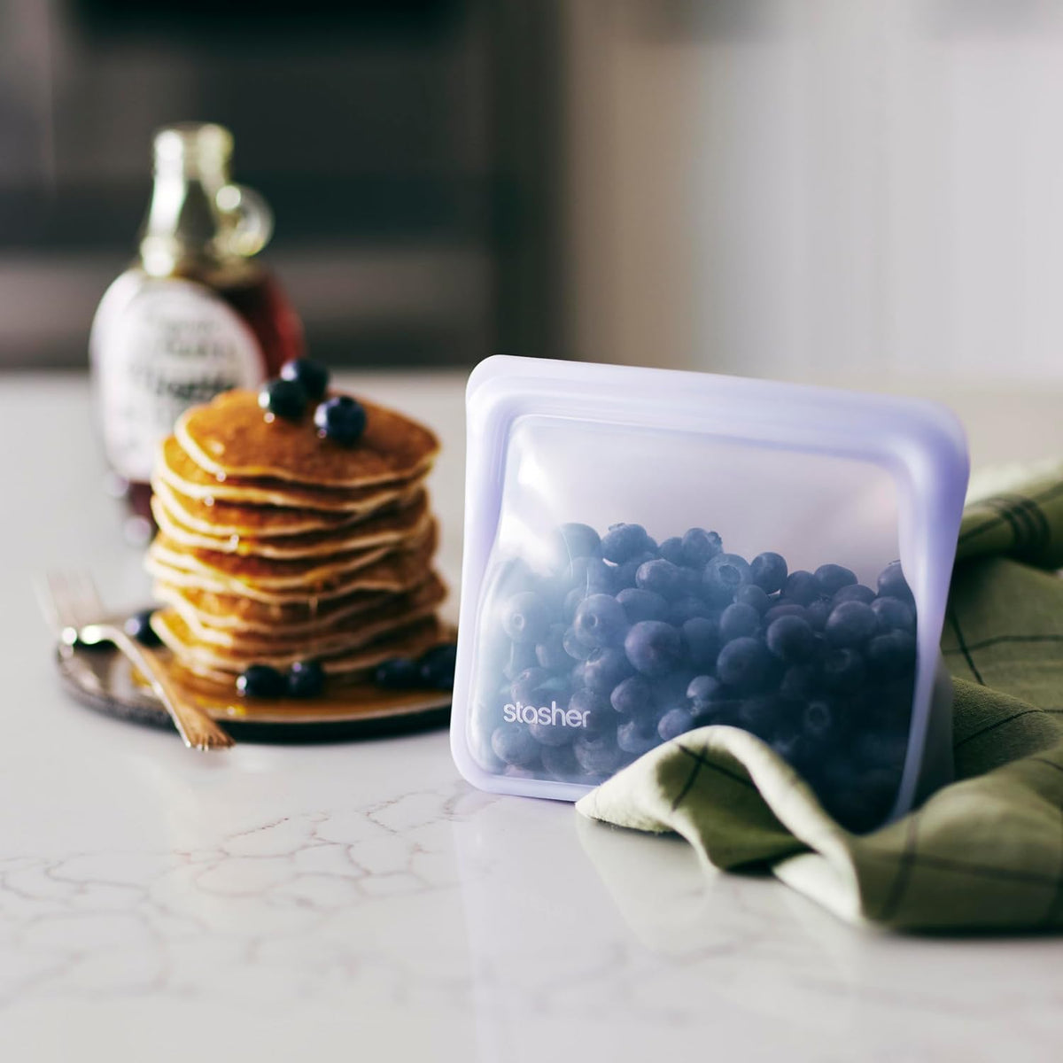 Premium Reusable Silicone Food Storage Bags, Clear