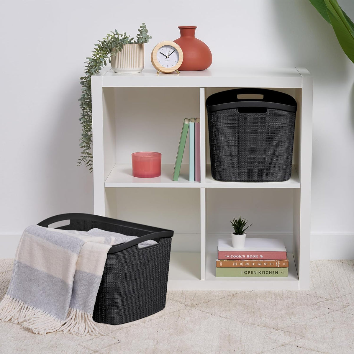Curver Set of 4 Large 20L Jute Decorative Plastic Organization and Storage Baskets - Perfect Bins for Home Office, Closet Shelves, Kitchen Pantry and All Bedroom Essentials, White