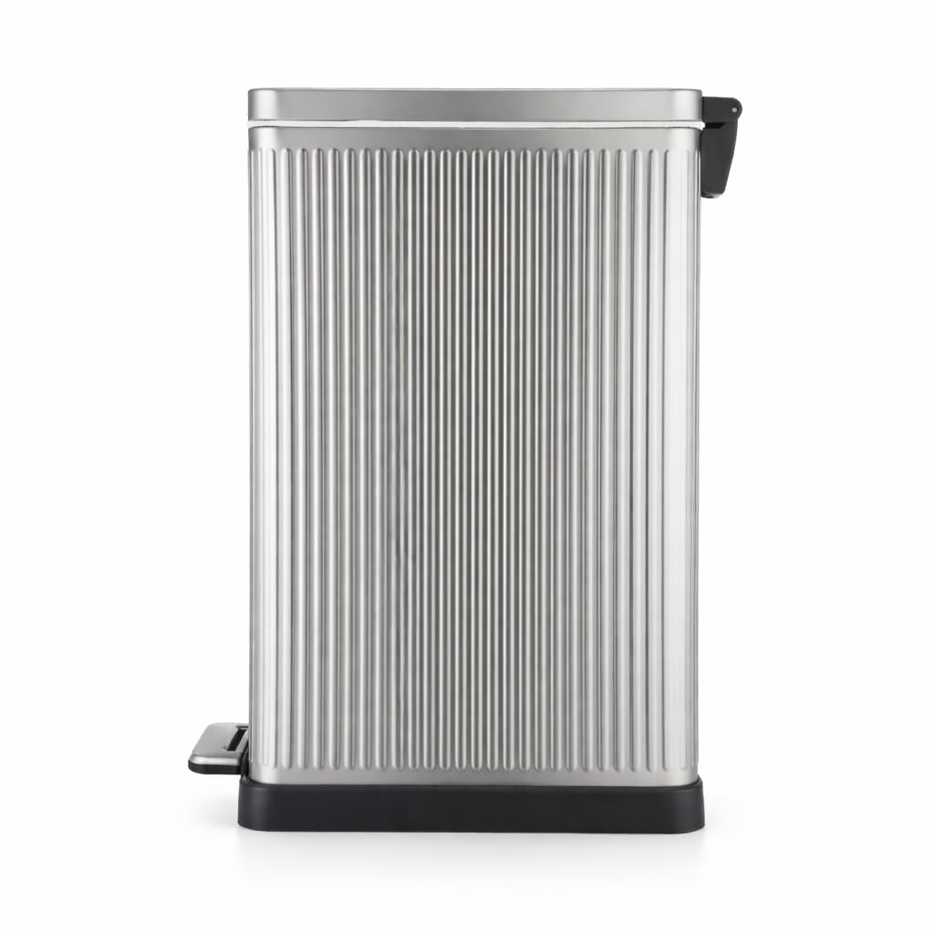 12 Gallon Kitchen Trash Can with Slim Fit Design