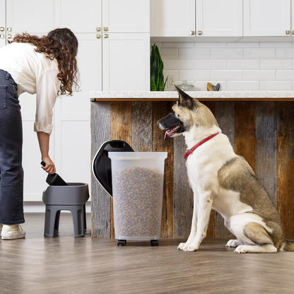 Airtight Pet Food Storage Rolling Container, 30 lb Capacity, Black